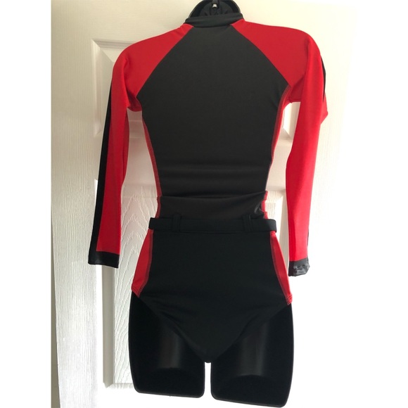 ALY Scuba Suit - Picture 7 of 12